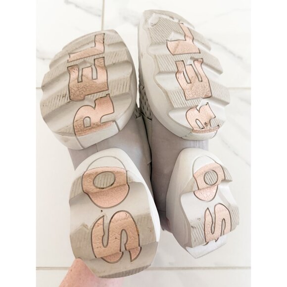 Sorel Kinetic Impact Strap Sneakers 9 in dove / moonstone - Picture 6 of 9